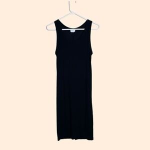 Clyque The Label Ribbed Black Midi Dress